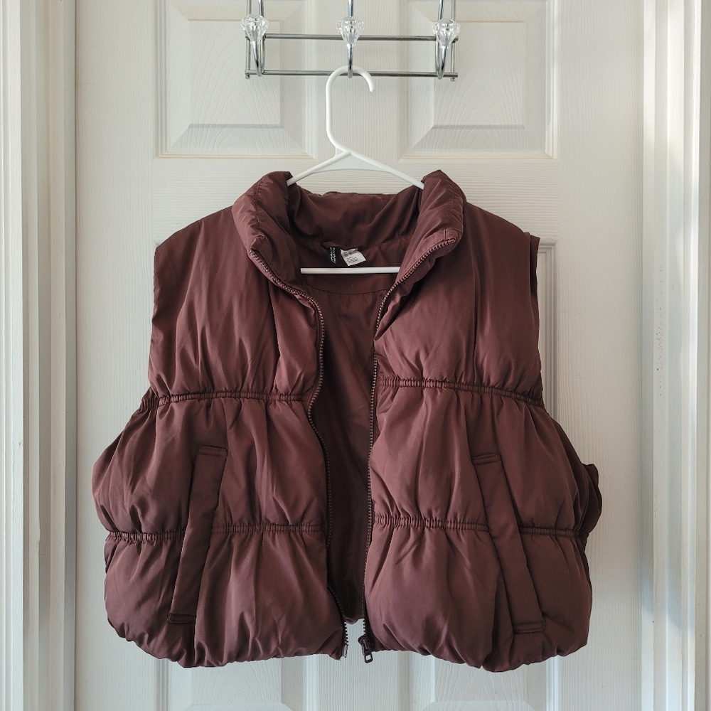 H&M Cropped Puffer Jacket